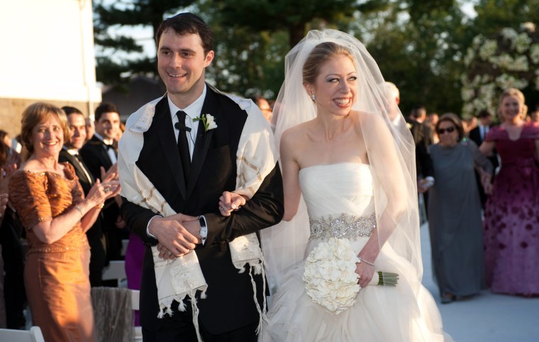 Image: Chelsea Clinton Marries Marc Mezvinsky In Rhinebeck, New York