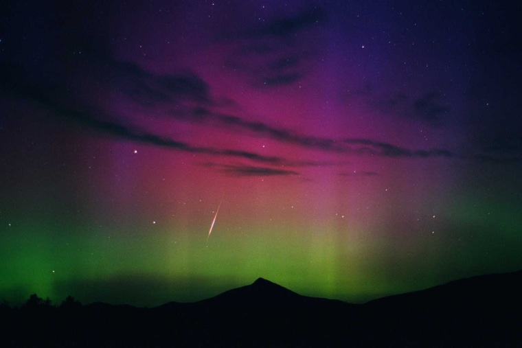 Image: Image: Perseid and aurora