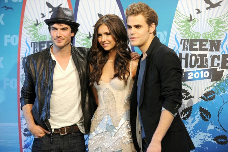 Image: 2010 Teen Choice Awards - Press Room