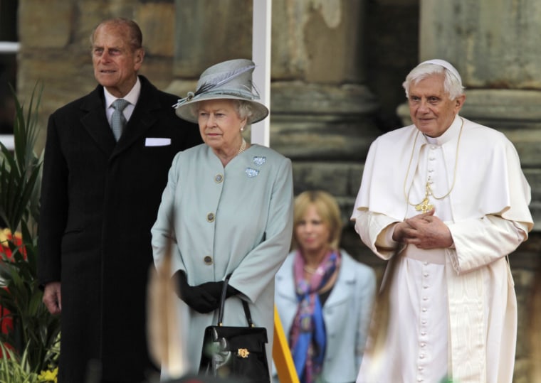 Image: Benedict XVI, Elizabeth II, Prince Philip