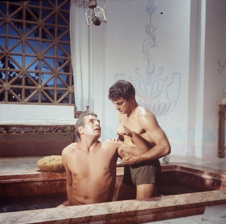 Laurence Olivier;Tony Curtis
