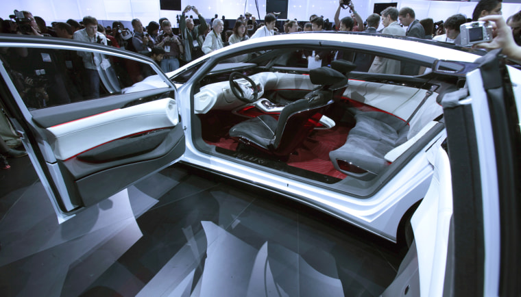 Image: Nissan's Ellure is unveiled at the LA Auto Show in Los Angeles
