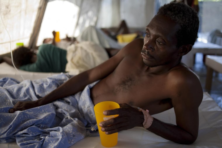 Image: Cholera death toll in Haiti passes 600