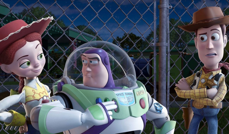 (L-R) Jessie (voiced by Joan Cusack), Buzz Lightyear (voiced by Tim Allen) and Woody (voiced by Tom Hanks) in Toy Story 3. ©Disney/Pixar. All Rights Reserved. 

(L-R) Jessie, Buzz Lightyear, Woody
 
©Disney/Pixar.  All Rights Reserved.