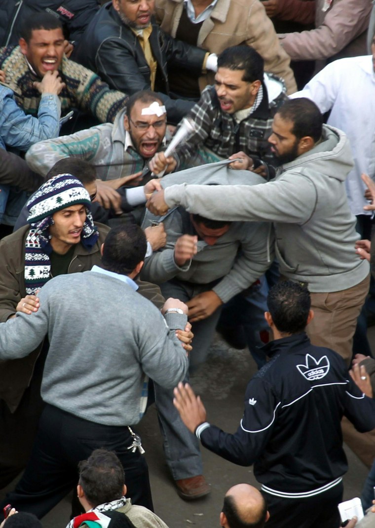 Image: Egyptian anti-government demonstrators c