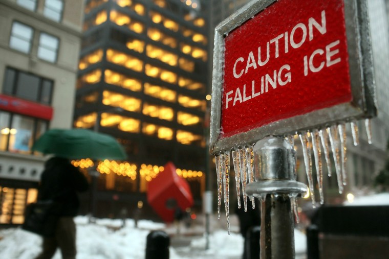Image: Freezing Rain Storm Creates Icey Commute For New Yorkers