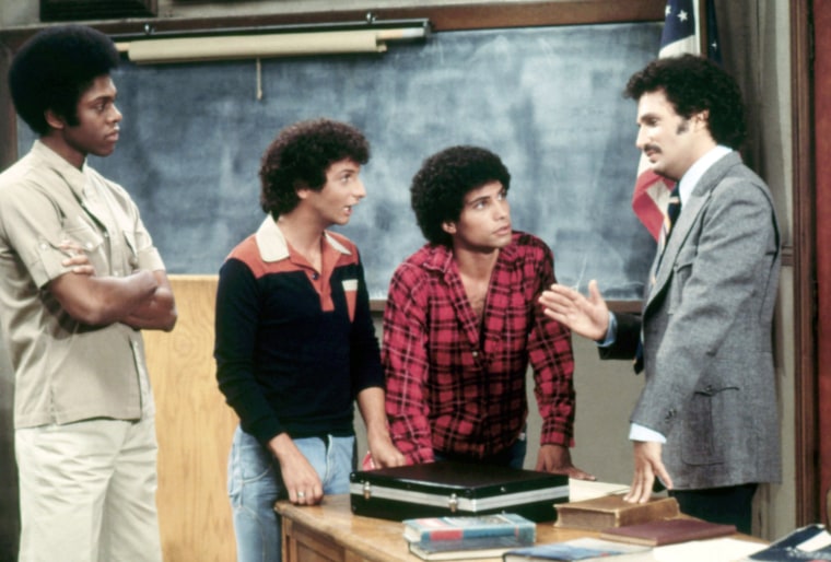 WELCOME BACK, KOTTER, from left: Lawrence Hilton-Jacobs, Ron Palillo, Robert Hegyes, Gabe Kaplan, 1975-79.