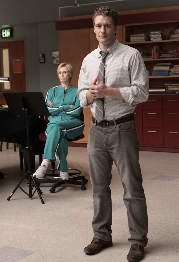 GLEE: Sue (Jane Lynch, L) watches Will (Matthew Morrison, R) as he addresses the Glee Club in the  &quot;Throwdown&quot; episode of GLEE airing Wednesday, Oct. 14 (9:00-10:00 PM ET/PT) on FOX. &#xa9;2009 Fox Broadcasting Co. CR: Carin Baer/FOX