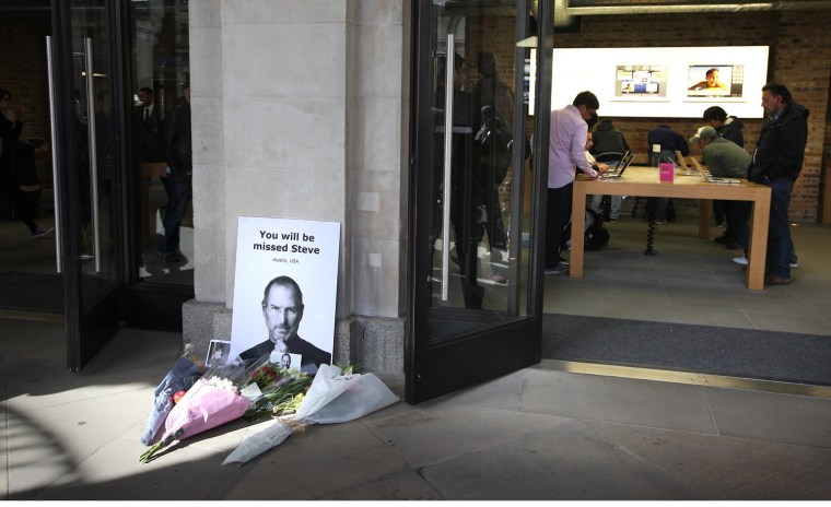 Image: The UK Reacts To The Death Of Apple Co Founder Steve Jobs