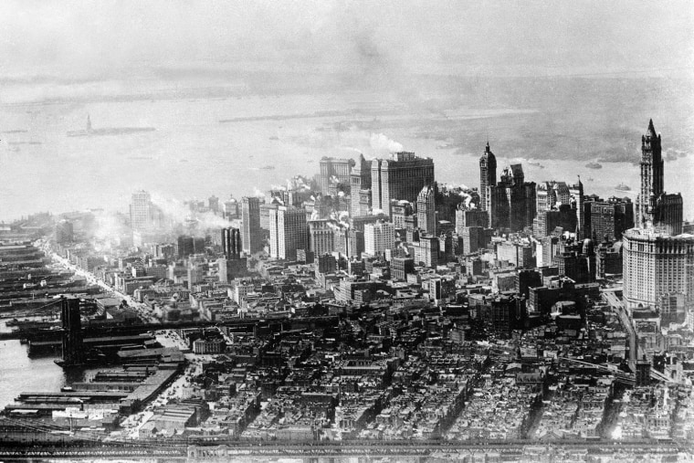 Image: Associated Press Domestic News New York United States LOWER MANHATTAN 1928
