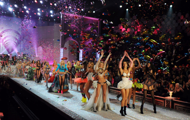 Image: Victoria's Secret Fashion Show 2011