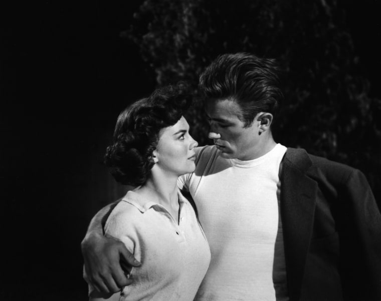 REBEL WITHOUT A CAUSE, Natalie Wood, James Dean, 1955