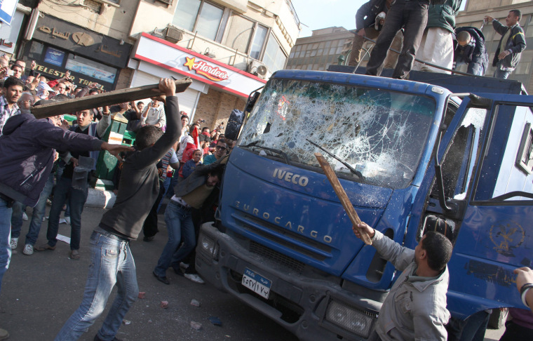 Image: Clashes in Tahrir square