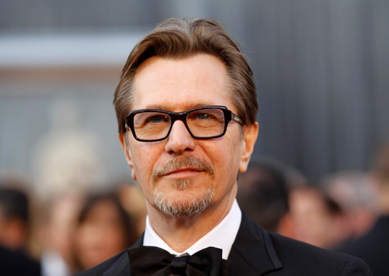 Image: British actor Gary Oldman arrives at the 84th Academy Awards in Hollywood