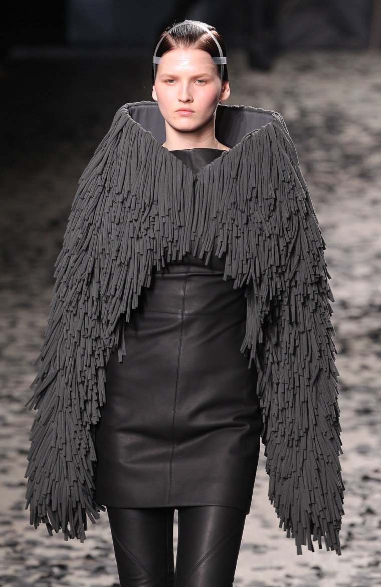 Image: Gareth Pugh: Runway - Paris Fashion Week Womenswear Fall/Winter 2012