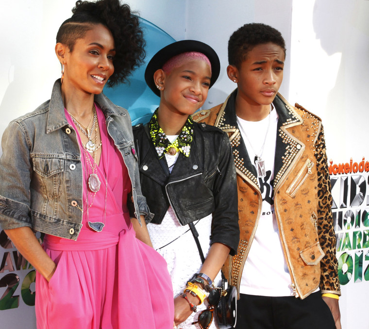 Image: Actress Jada Pinkett-Smith arrives with her daughter Willow and son Jaden at Nickelodeon's 25th annual Kids' Choice Awards in Los Angeles