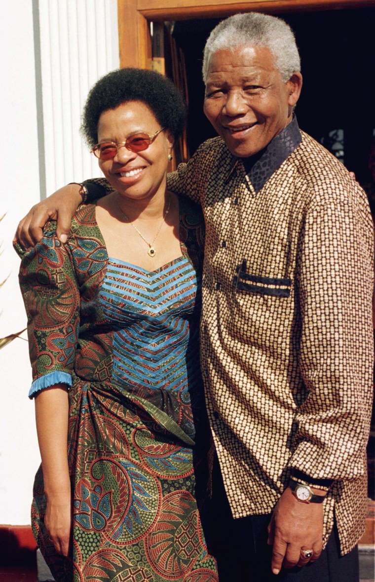 Image: SOUTH AFRICAN PRESIDENT NELSON MANDELA AND GRACA MACHEL WEDDING.