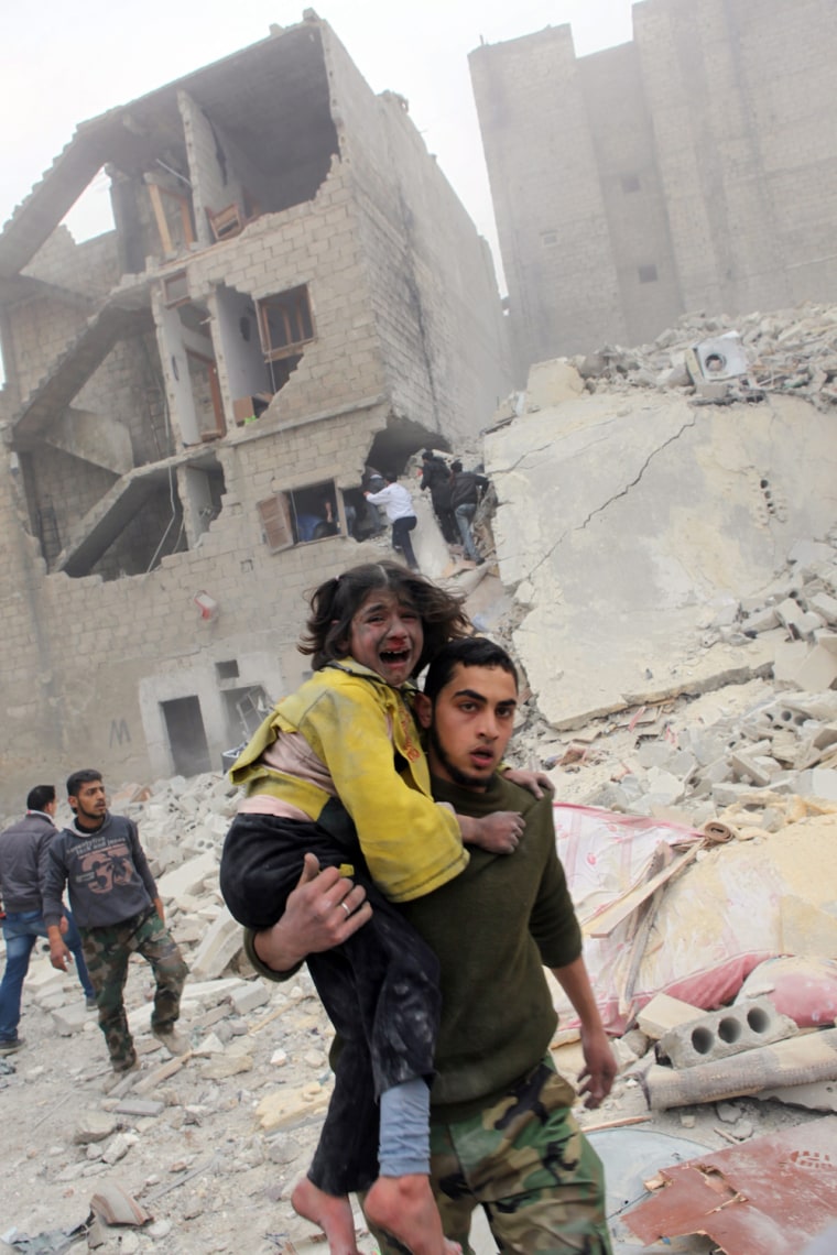 Image: Airstrike in Aleppo