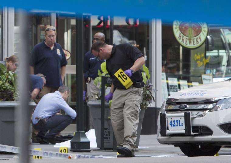 Image: 10 Shot, Two Killed In Shooting Near NYC's Empire State Building