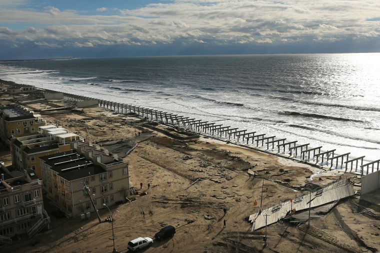 Image: East Coast Begins To Clean Up And Assess Damage From Hurricane Sandy