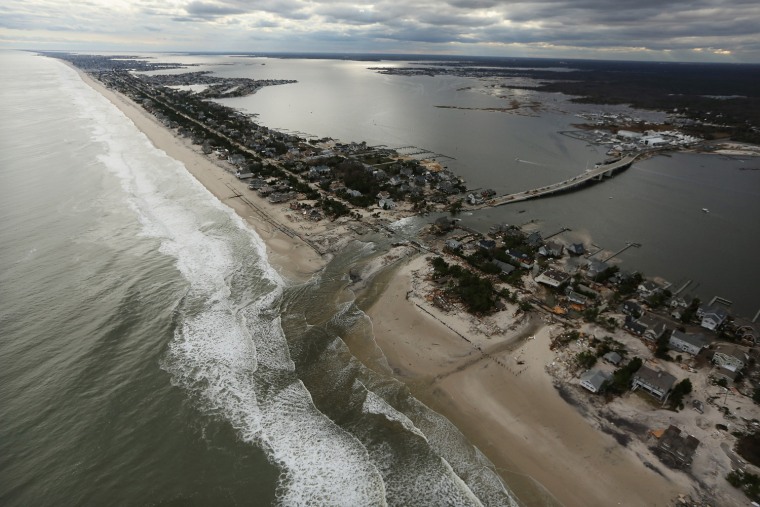 Image: East Coast Begins To Clean Up And Assess Damage From Hurricane Sandy