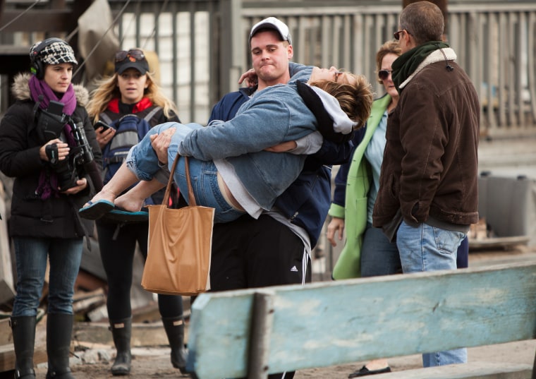 Image: Breezy Point residents return after fire and storm