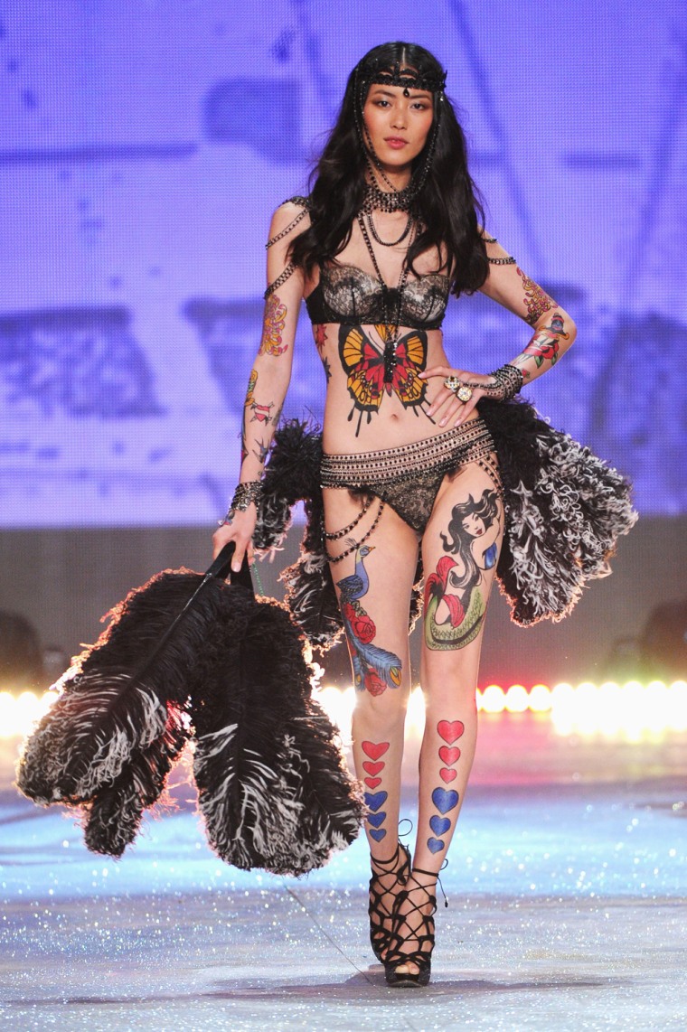 Image: 2012 Victoria's Secret Fashion Show - Runway