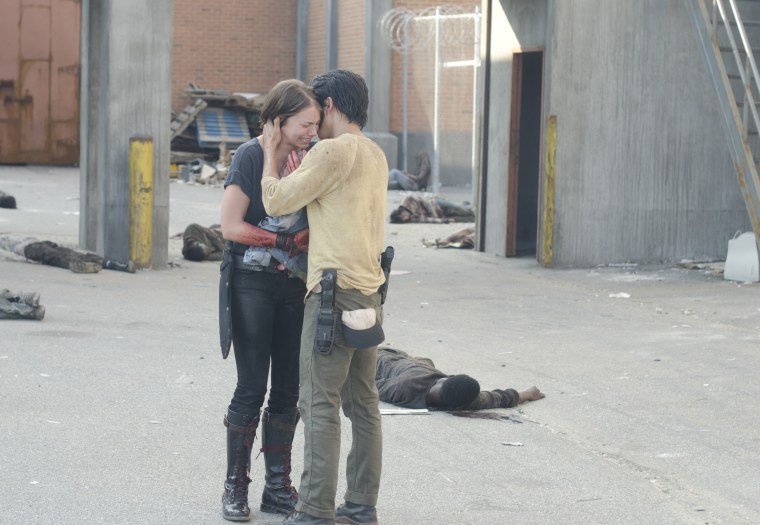 Maggie Greene (Lauren Cohan) and Glenn (Steven Yeun) - The Walking Dead - Season 3, Episode 4 - Photo Credit: Gene Page/AMC