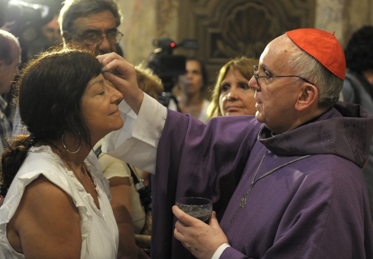 Image: ARGENTINA-ASH WEDNESDAY-BERGOGLIO