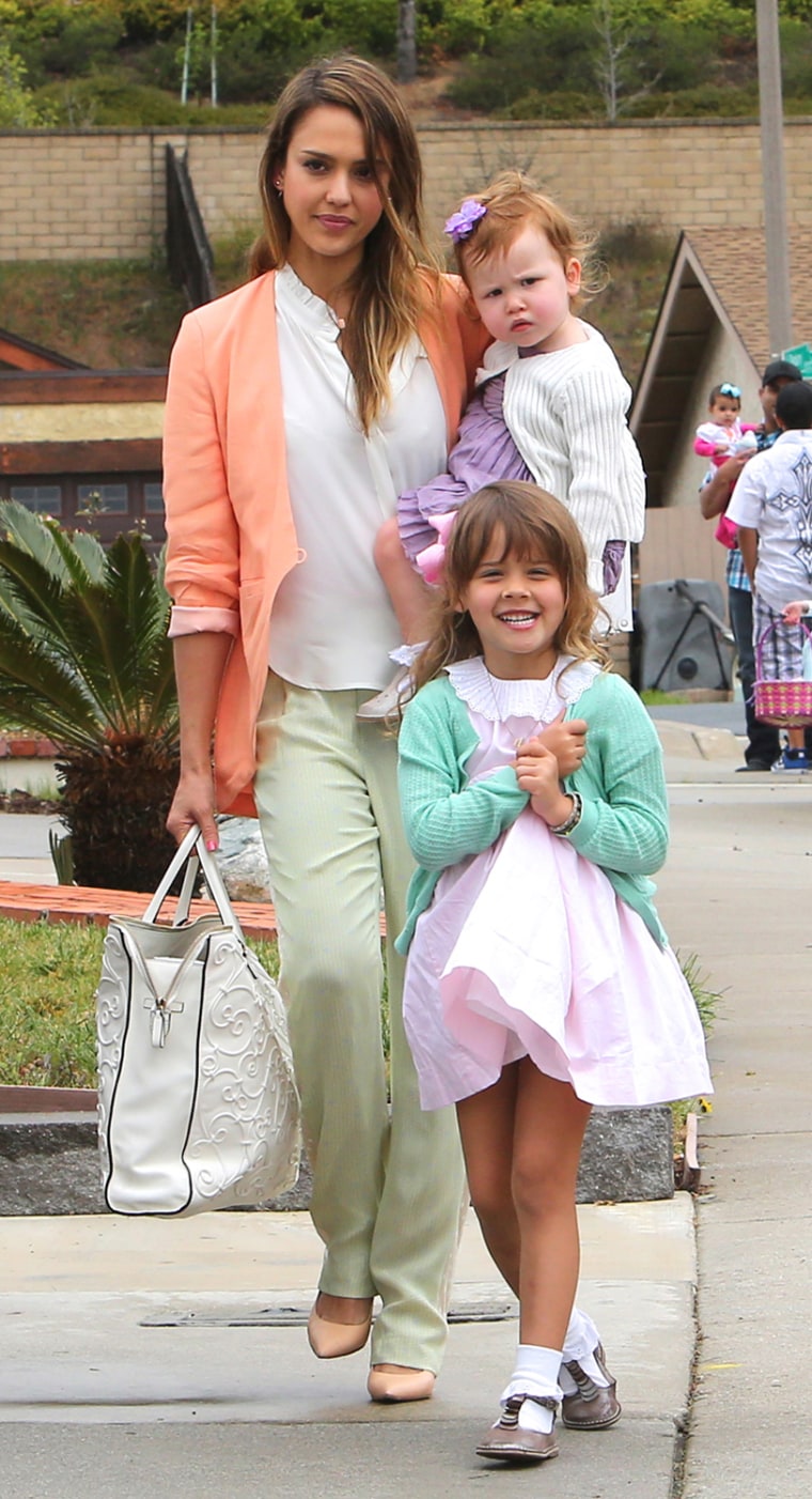 Jessica Alba and Family Have Easter Dinner at Mom Catherine Alba's House
