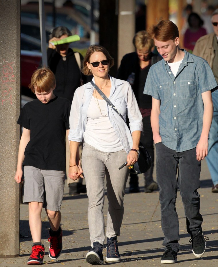 EXCLUSIVE: Jodie Foster with kids in Los Angeles