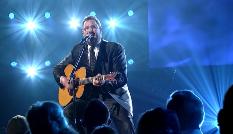 Vince Gill performs \"Threaten Me With Heaven.\"