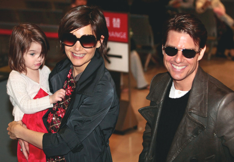 Image: Tom Cruise, Katie Holmes, Suri