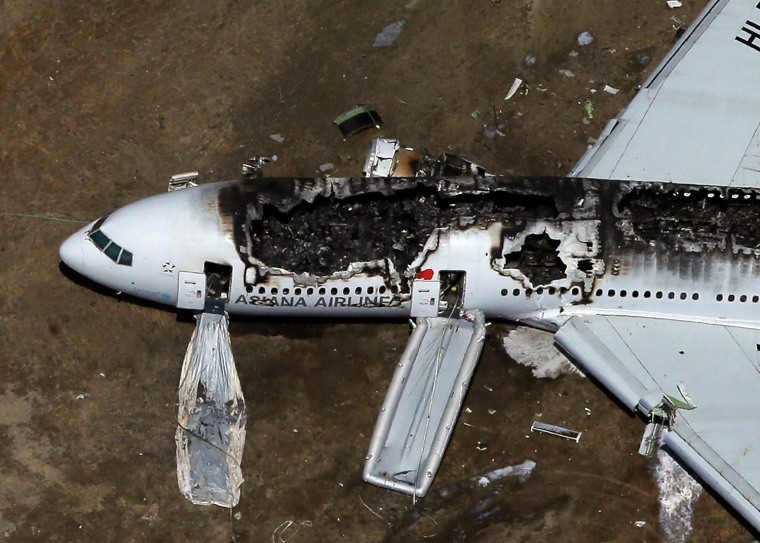 Image: Boeing 777 Crashes At San Francisco Airport