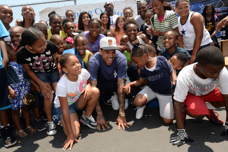 Image: Chris Brown Attends \"WE US: Walk Everywhere In Unity's Shoes\" Event As Part Of His Unity Campaign