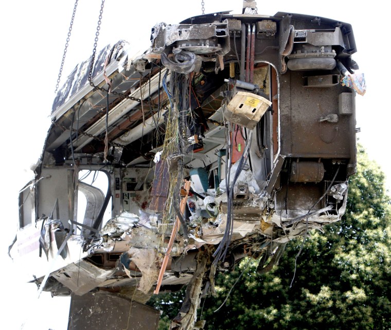 Image: High-speed train derailment in Spain