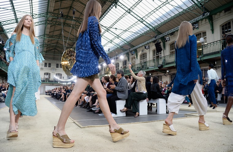Image: Chloe: Front Row - Paris Fashion Week Womenswear Spring/Summer 2014