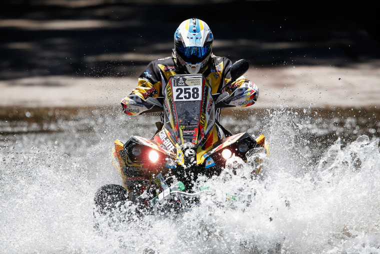Image: 2014 Dakar Rally - Day One