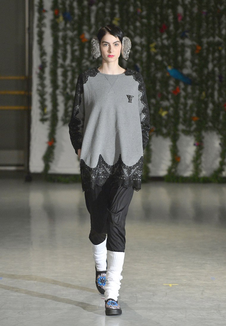 Image: Yuna Yang - Runway - Mercedes-Benz Fashion Week Fall 2014