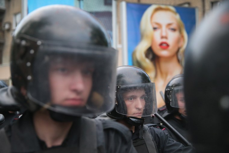 Image: BESTPIX Tension Mounts In Eastern Ukraine
