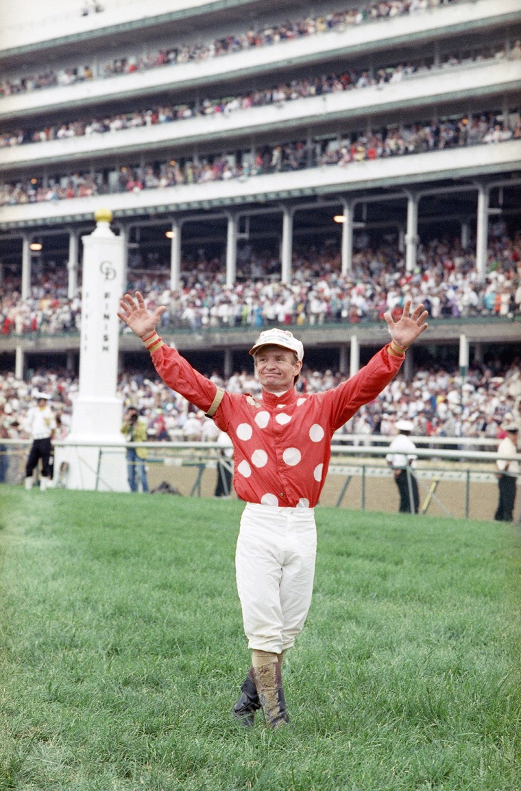 Winning the Kentucky Derby jockey Pat Day greets the crowd after ridding Lil E. Tee at the 118th meeting of the derby horse race in Louisville, on May 2, 1992 . (AP Photo)