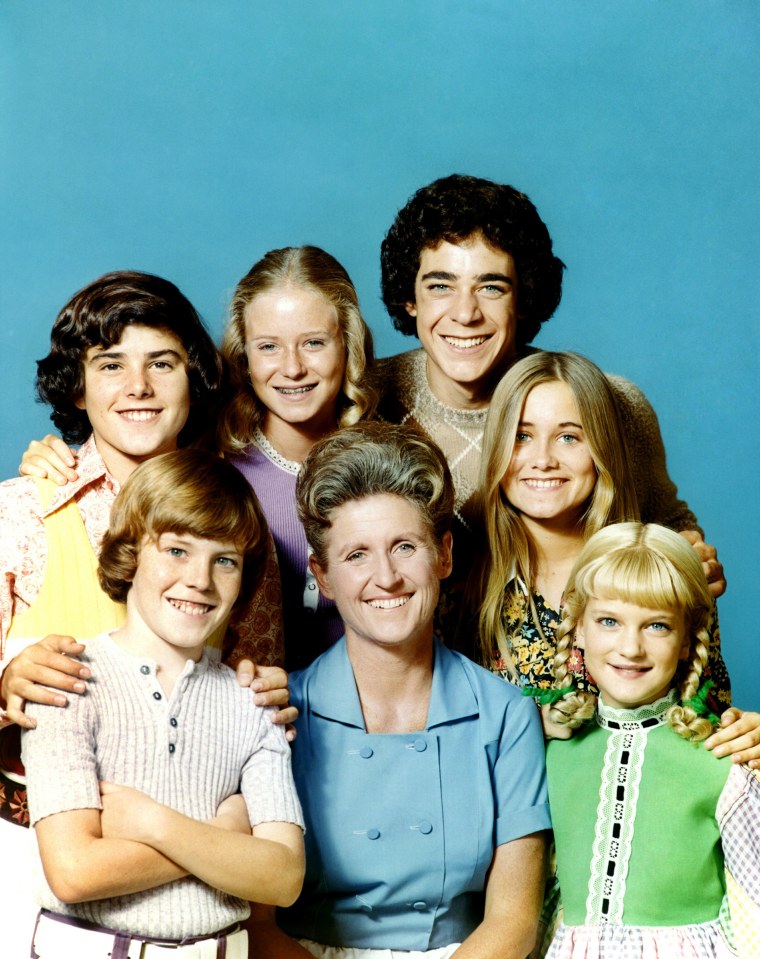 THE BRADY BUNCH, (clockwise from top left): Christopher Knight, Eve Plumb, Barry  Williams, Maureen