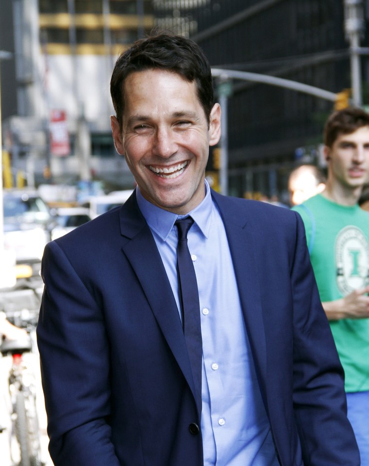 Image: Celebrities Visit \"Late Show With David Letterman\" - June 18, 2014