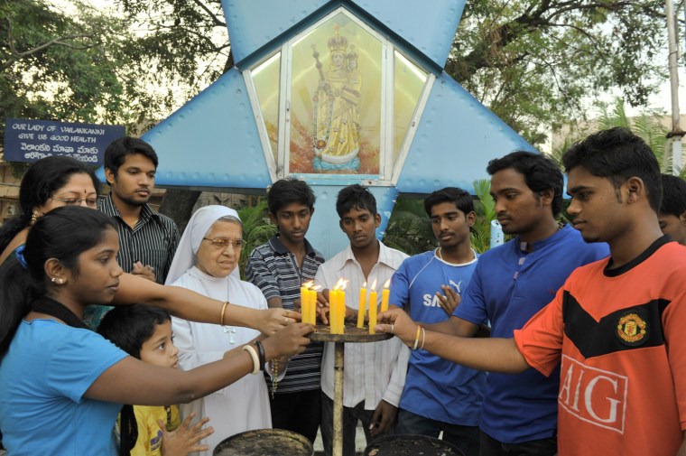 Image: Indian Catholic Christians offer special