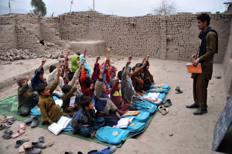 Image: AFGHANISTAN-UNREST-EDUCATION