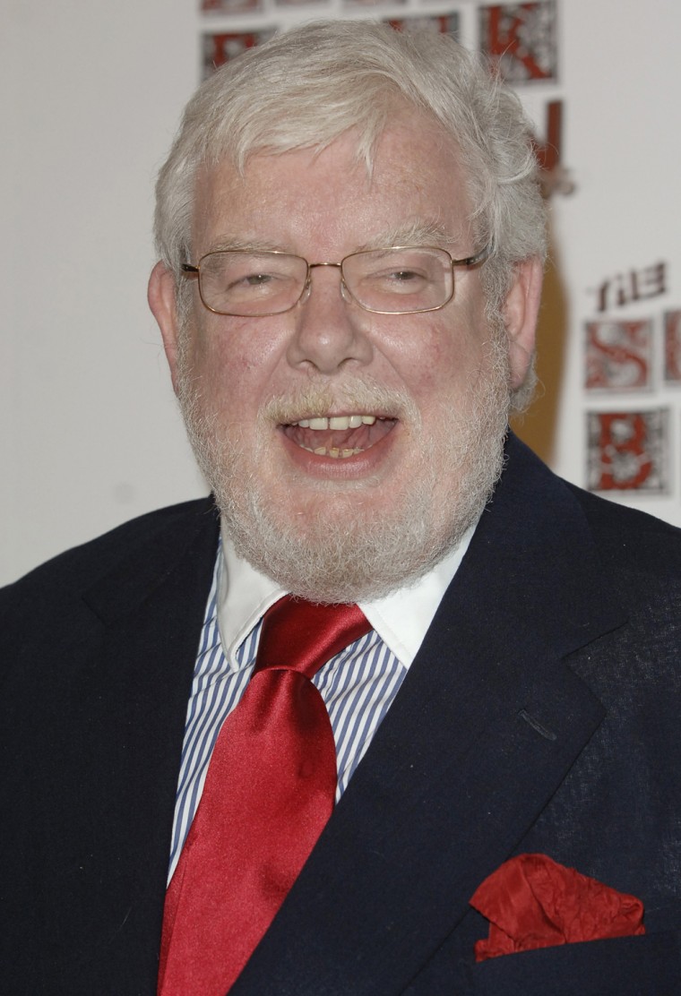 Image: File photo of British actor Richard Griffiths posing for photographers at \"The South Bank Show Awards\" at the Dorchester Hotel in London
