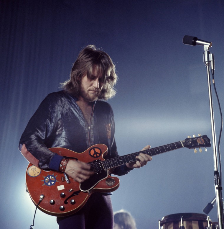 Image: FILE - Guitarist Alvin Lee Dies At Age 68 Photo of TEN YEARS AFTER and Alvin LEE