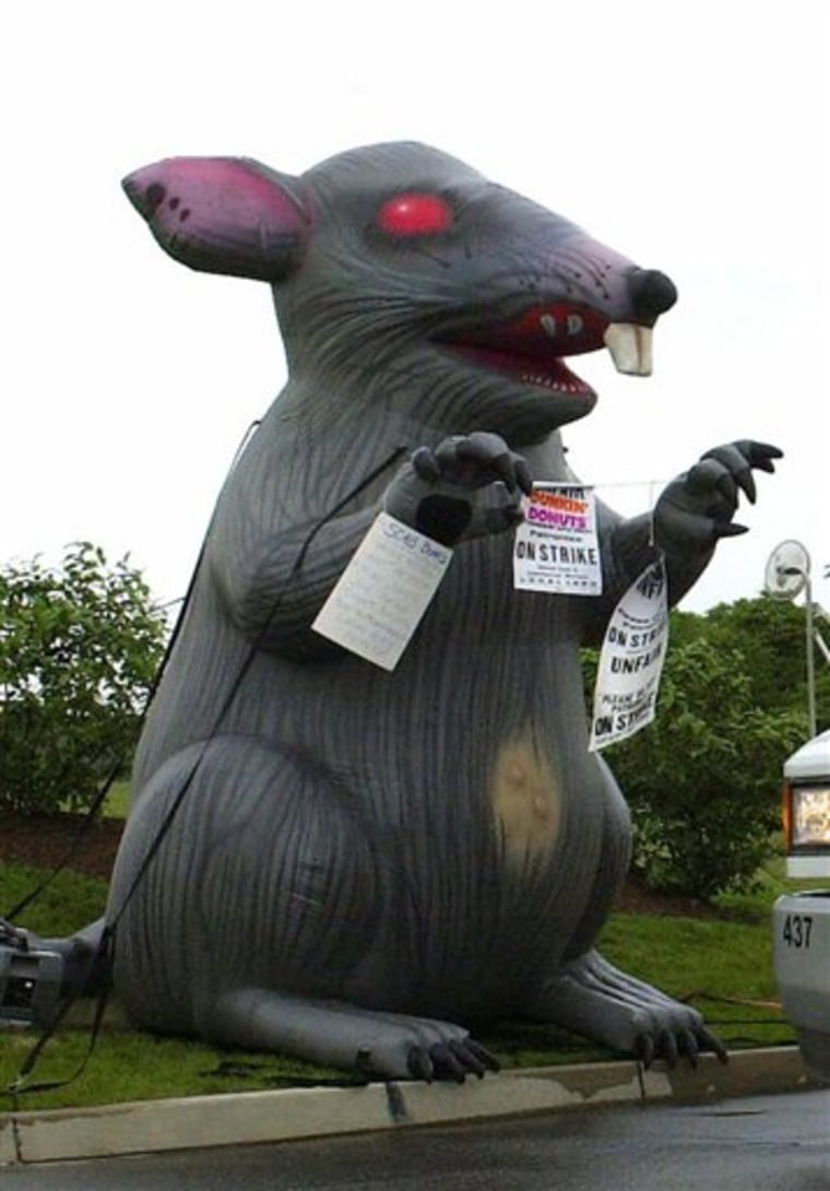 Court Giant inflatable rat has free speech rights