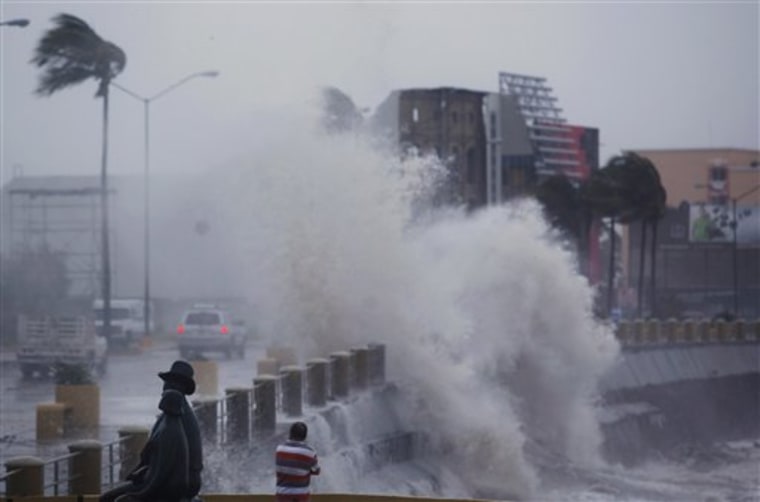 Tropical storm makes landfall near Mazatlan