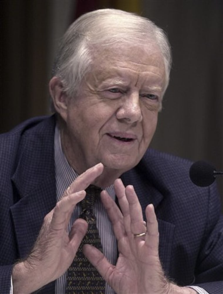 Ex-President Carter offers apology to Jews